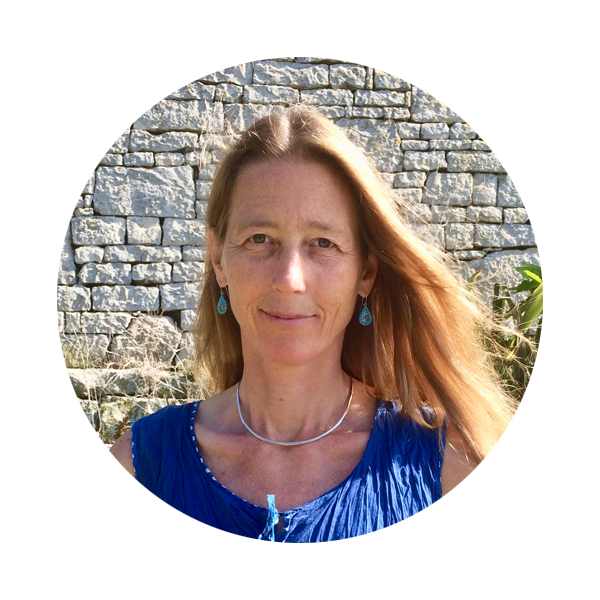dr. Lovas Eszter